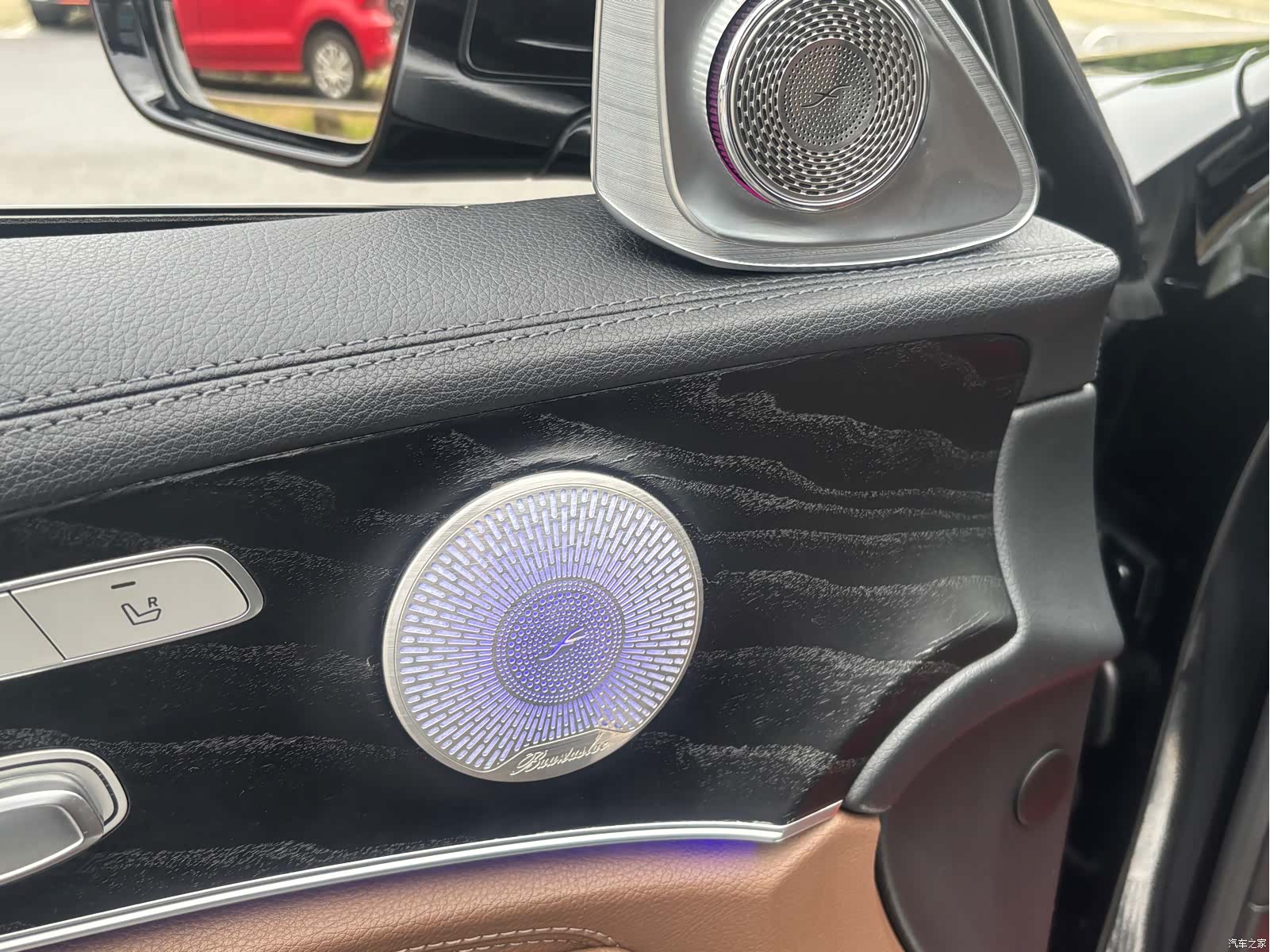 Mercedes-Benz E-Class, 2019 6