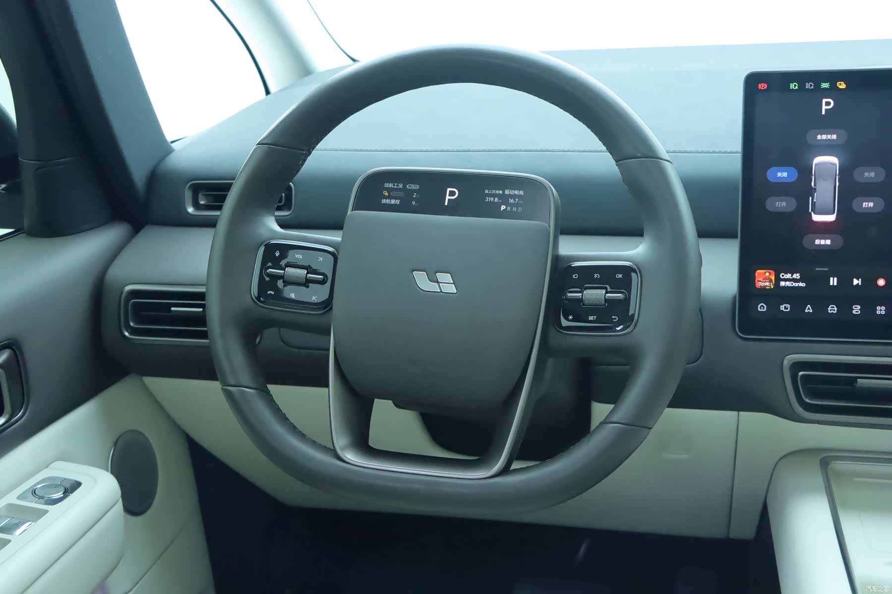 Li Auto MEGA, 2024 23