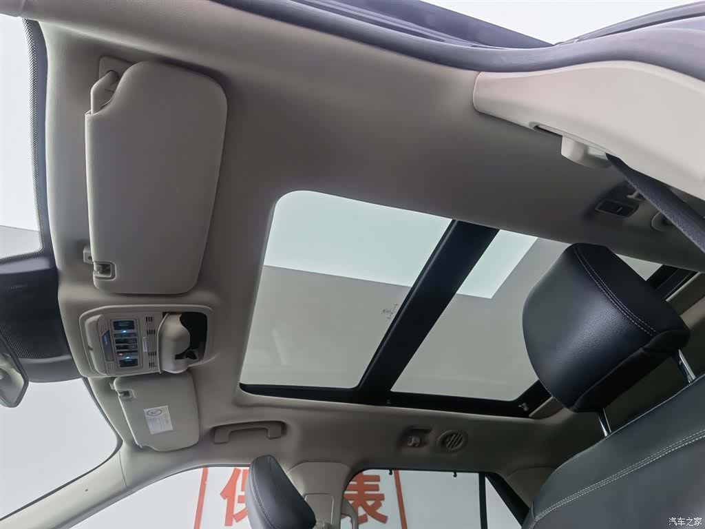 Ford Explorer, 2020 14