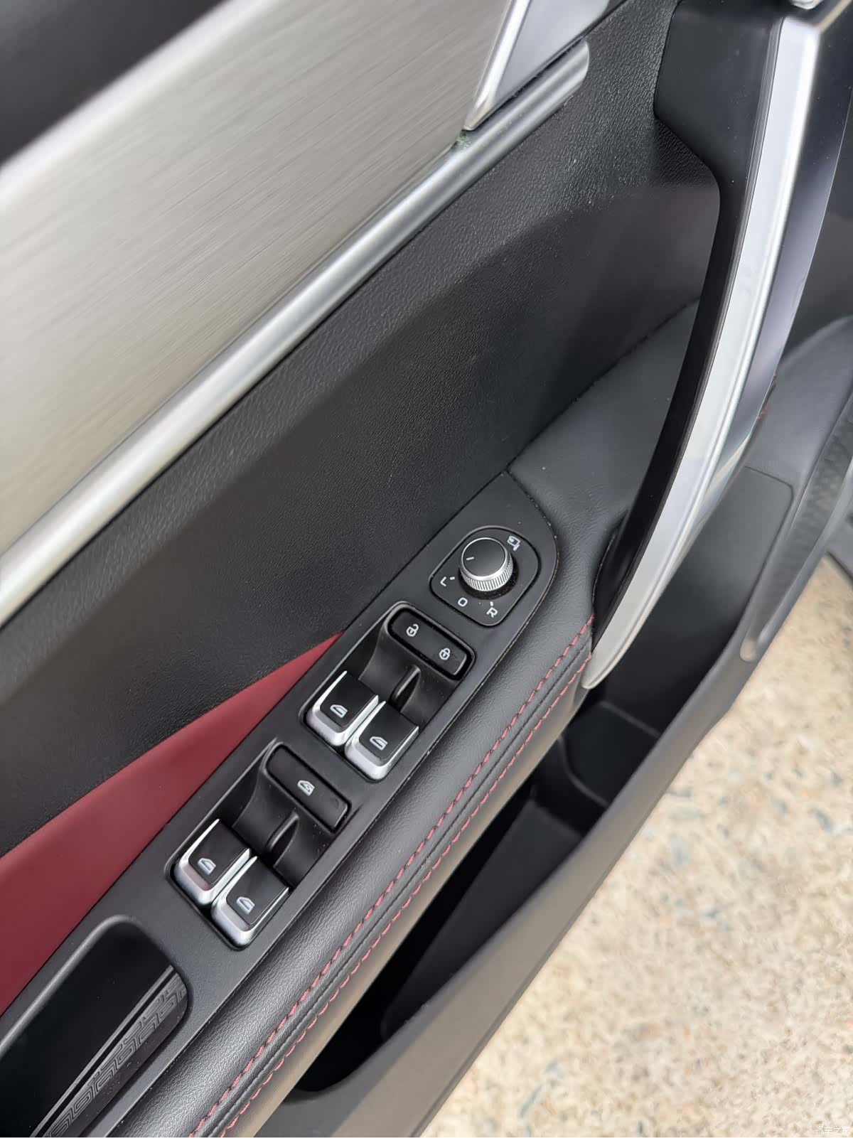 Geely Coolray, 2022 16