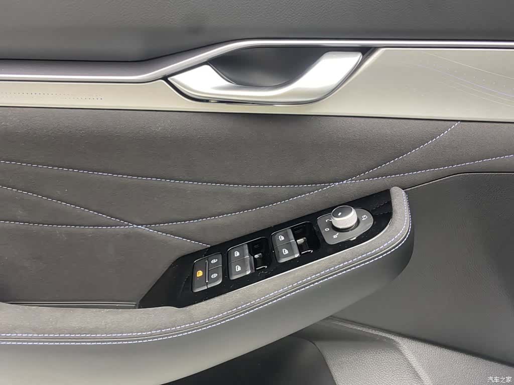 Geely Preface, 2026 25