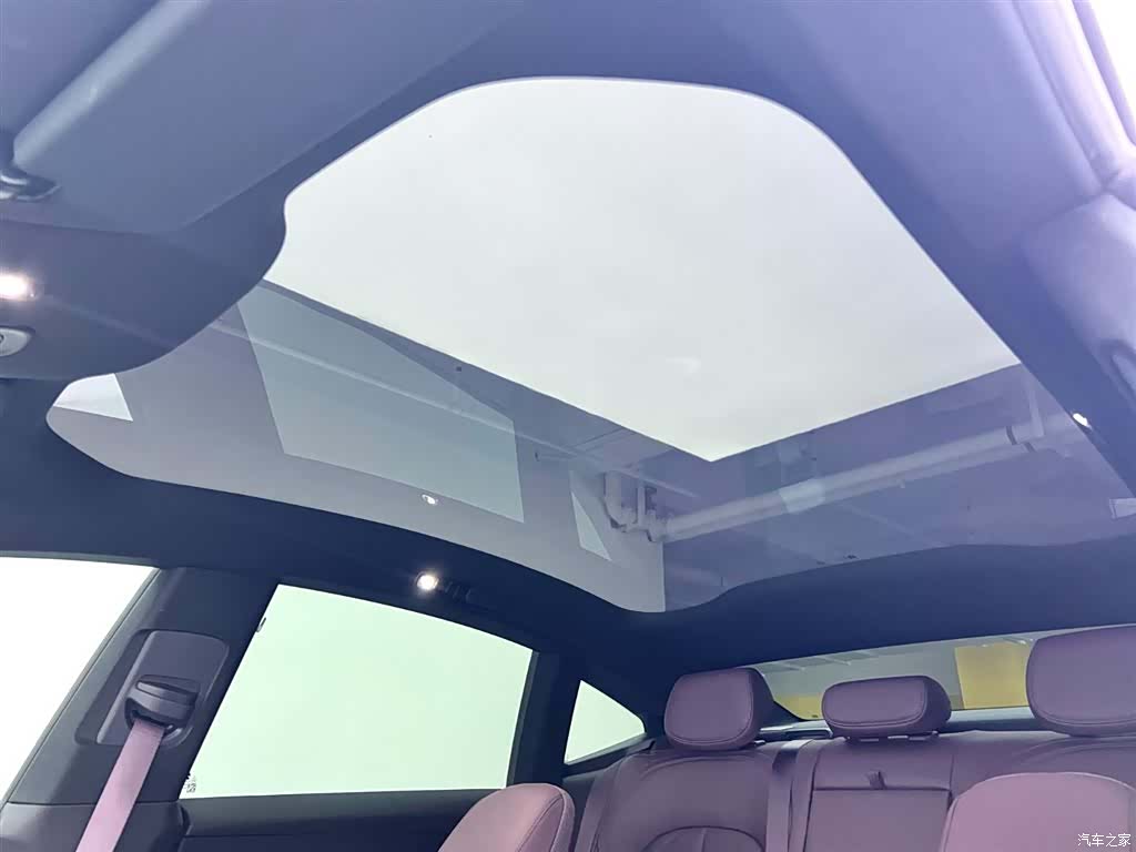 NIO ET5, 2025 13