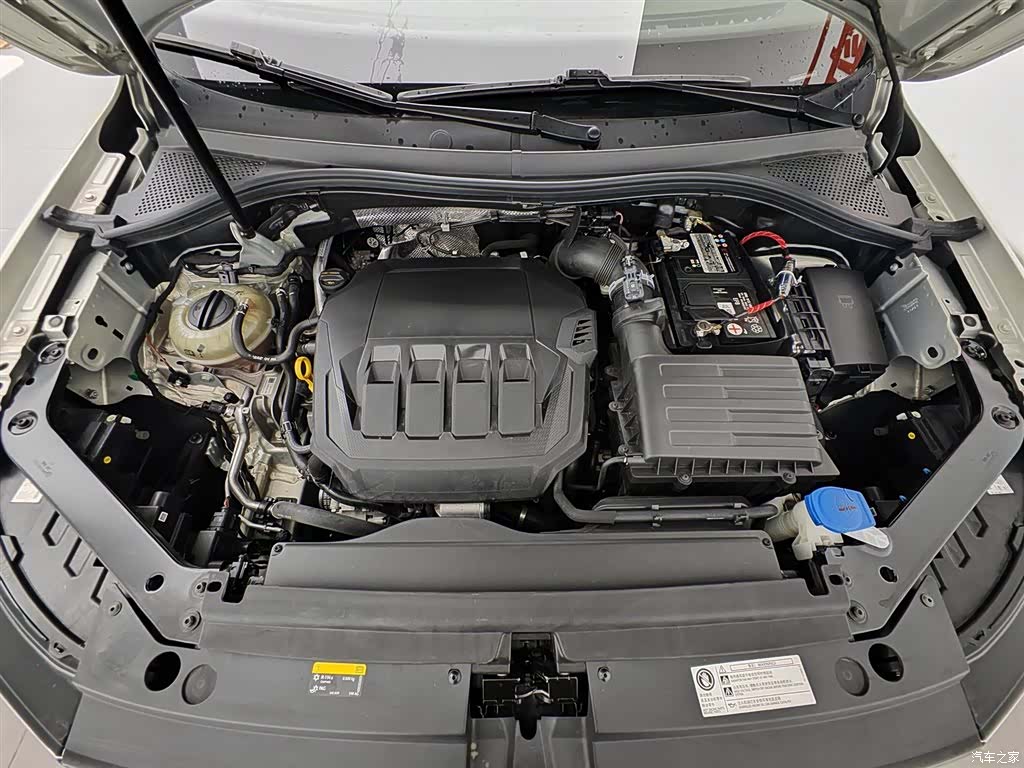 Volkswagen Tiguan L, 2022 6