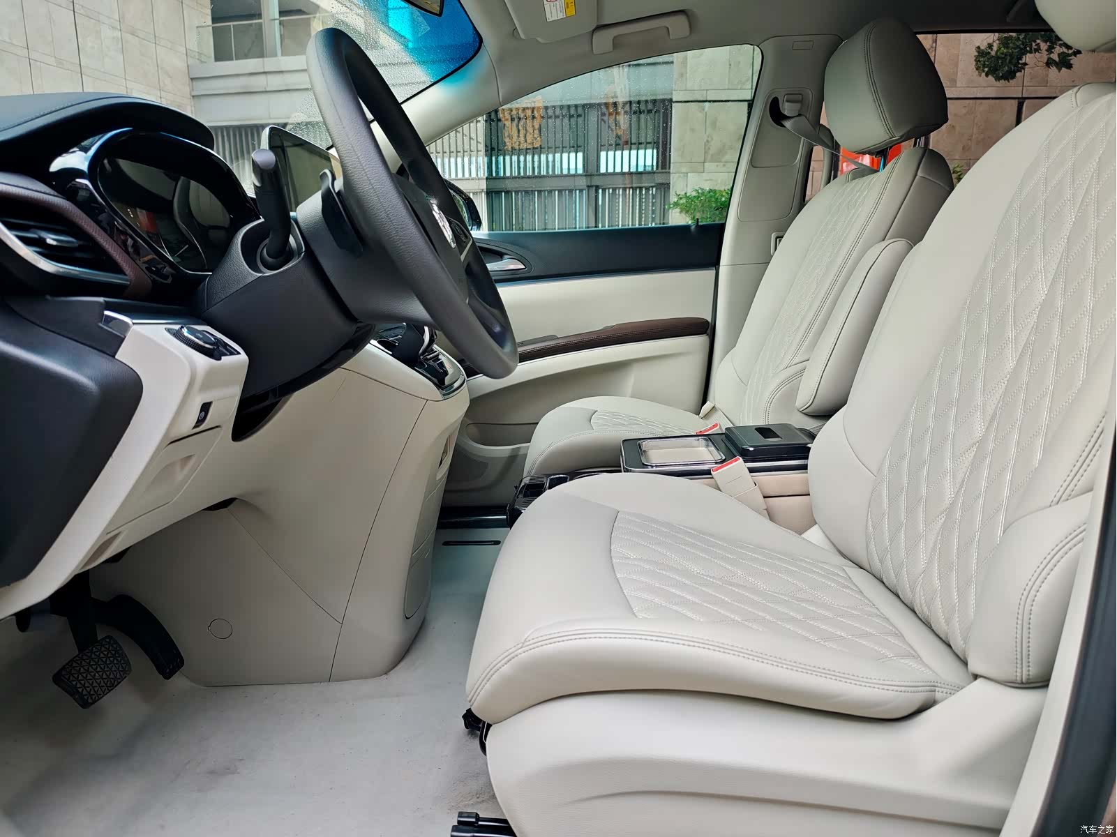 Buick GL8, 2020 17