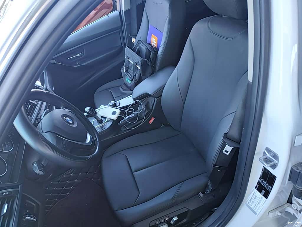 BMW 3 Series, 2017 22