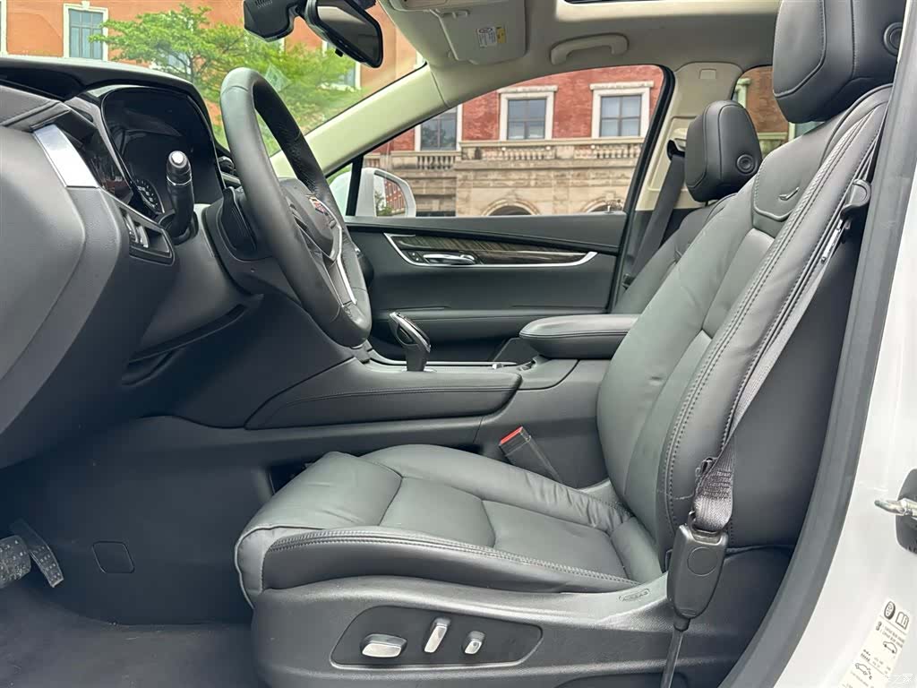 Cadillac XT5, 2017 6