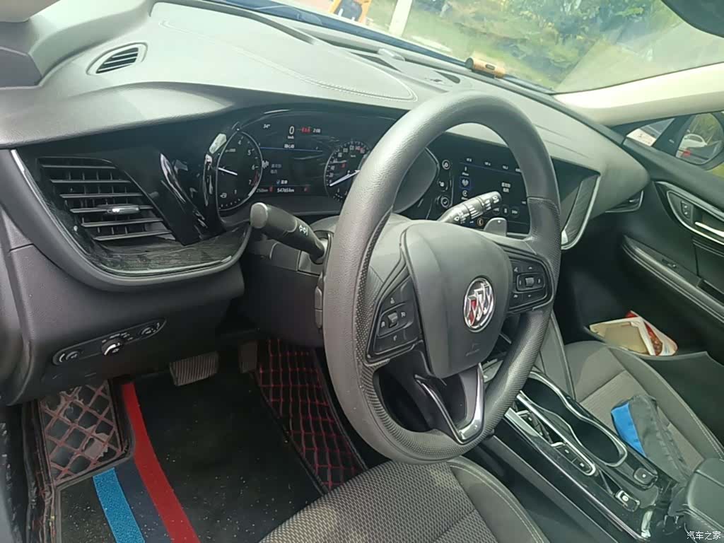 Buick Envision Plus, 2022 10