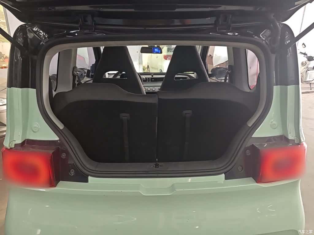 Wuling MINIEV, 2021 19