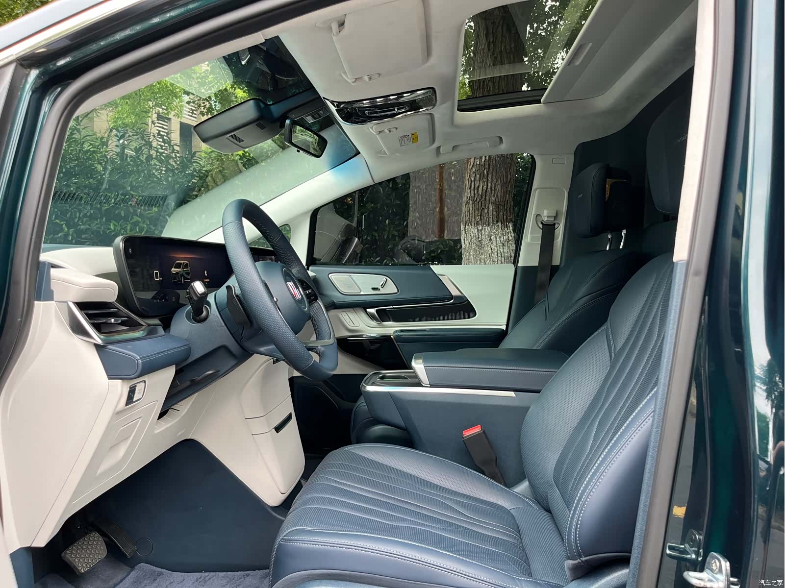 Buick Century, 2023 7