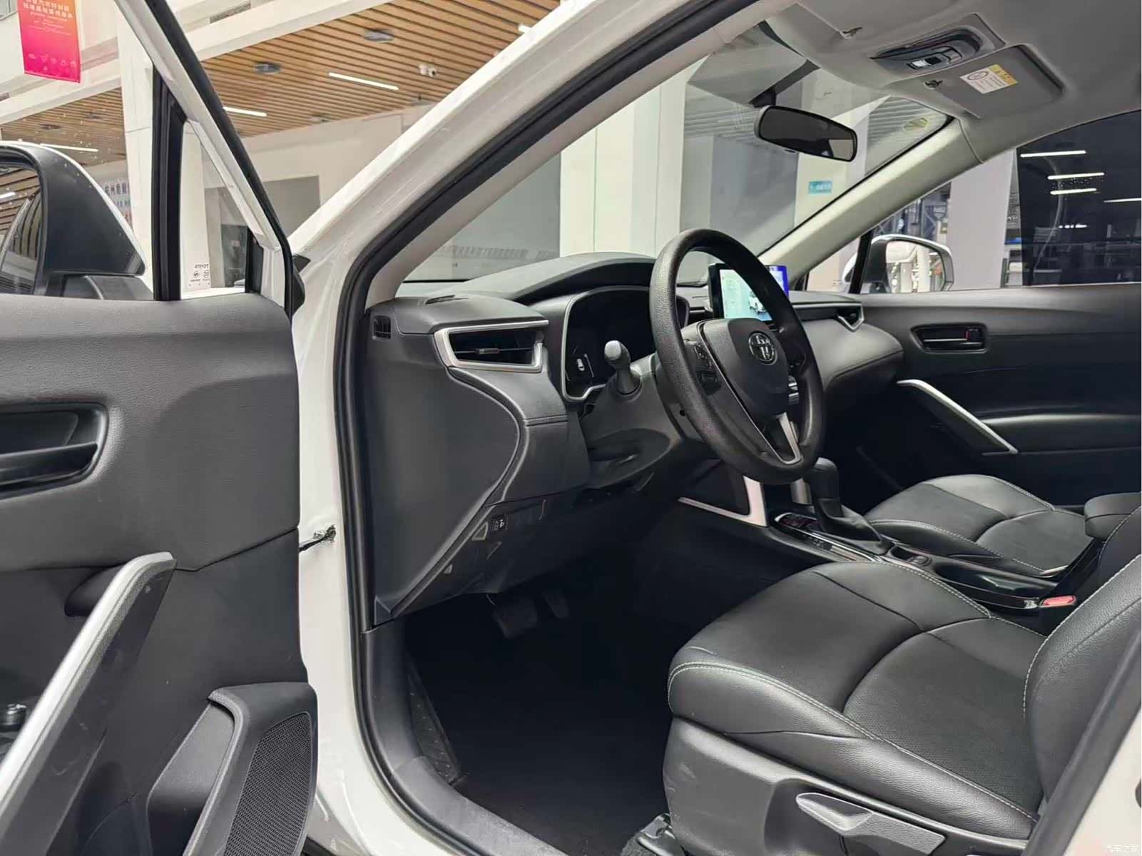 Toyota Frontlander, 2025 8
