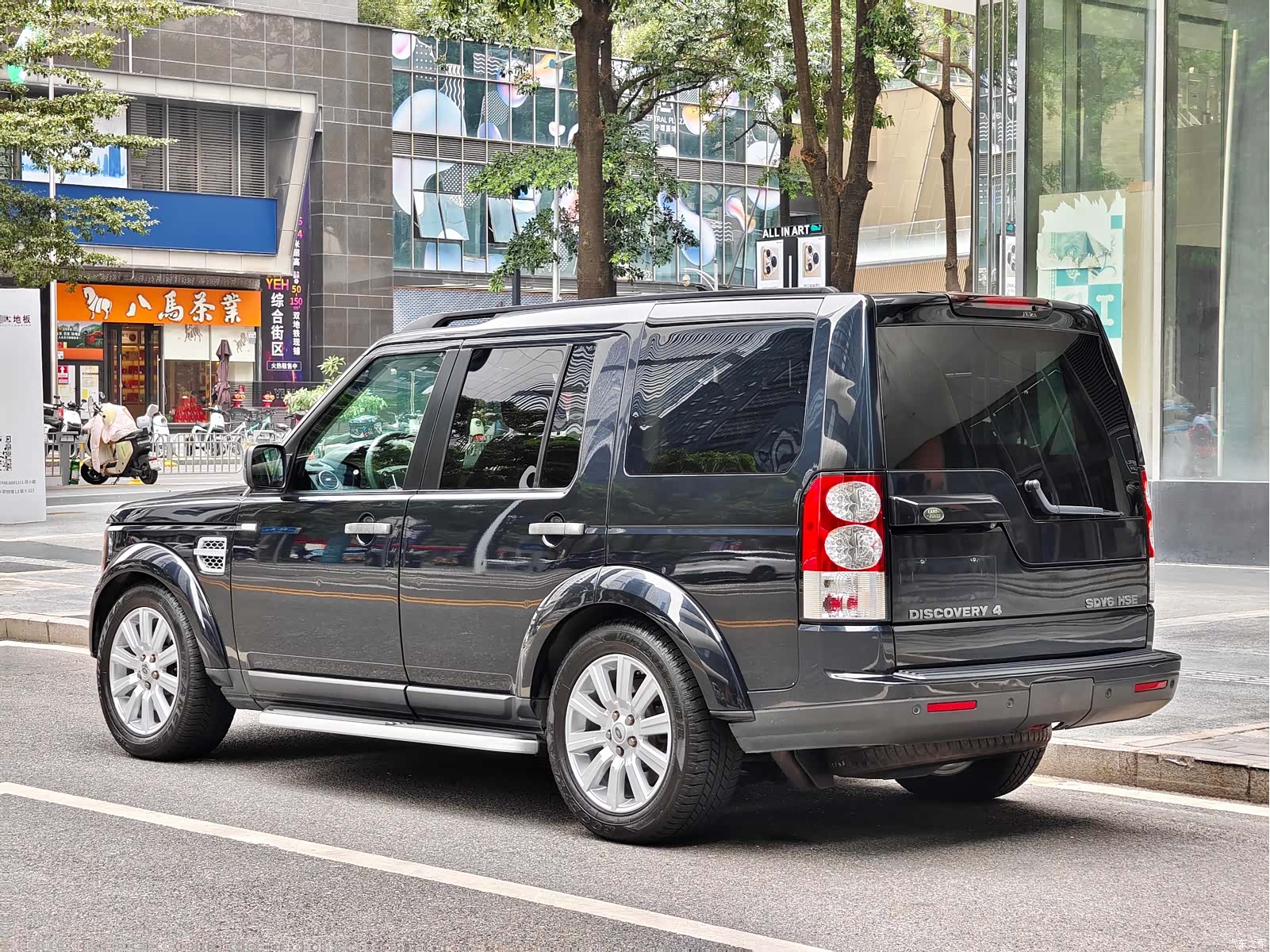 Land Rover Discovery, 2012 все фото