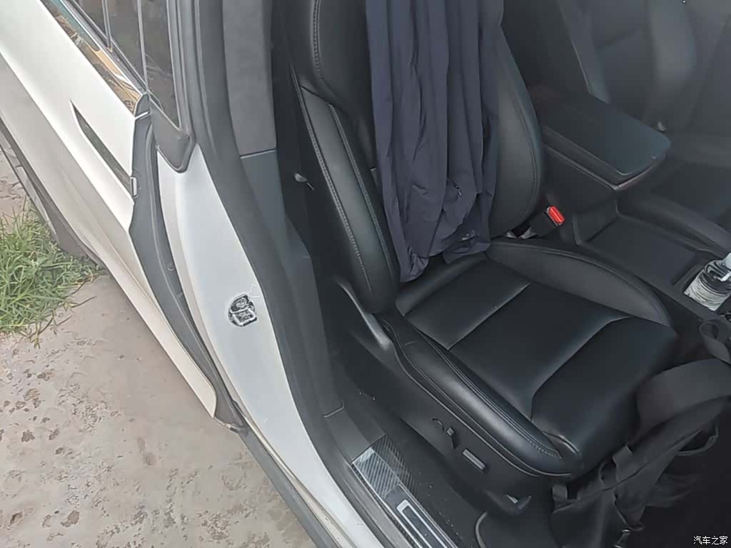 Tesla Model X, 2020 25