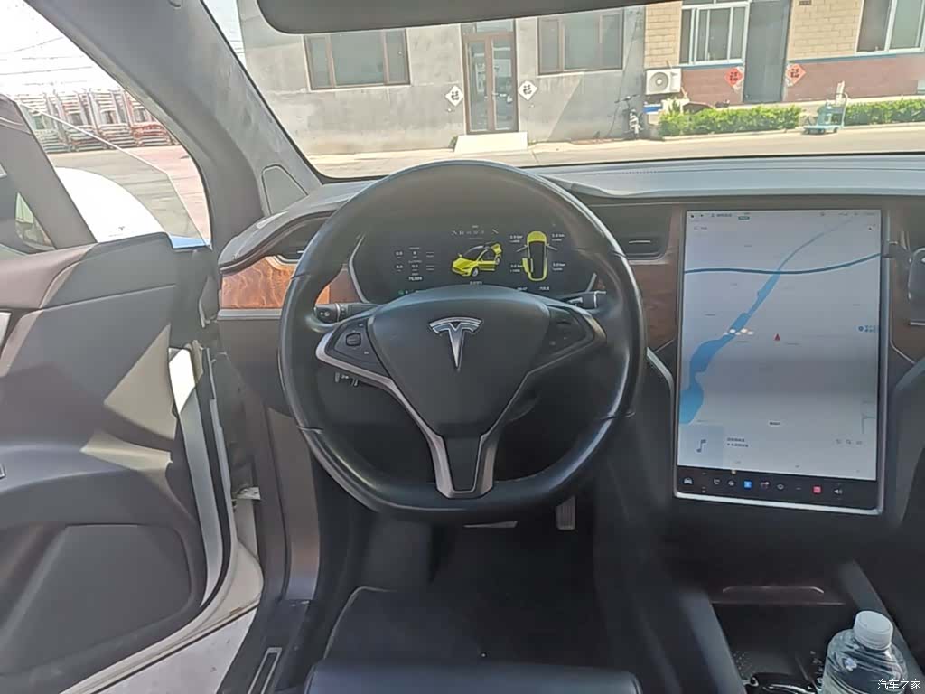 Tesla Model X, 2020 11