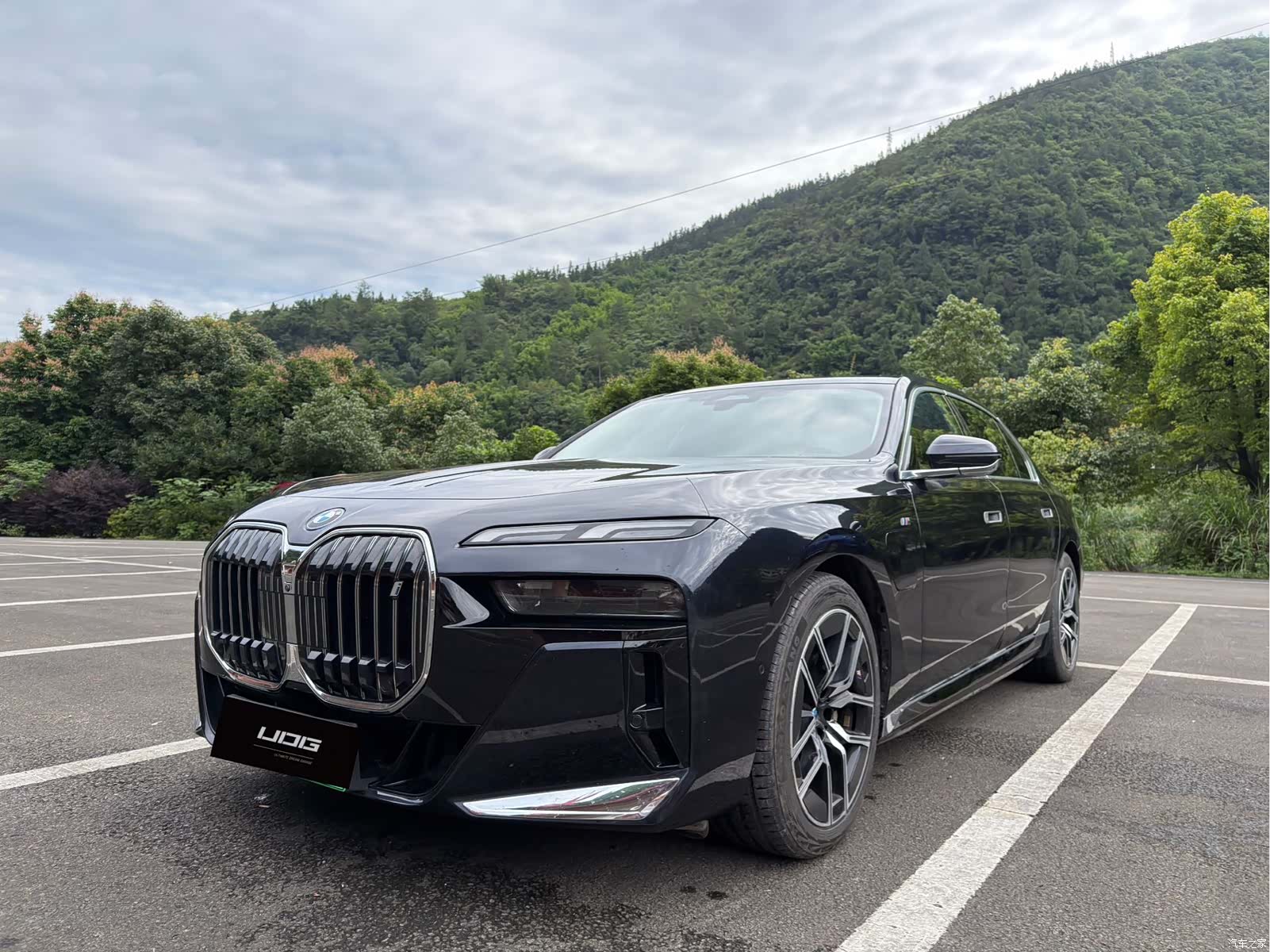 BMW i7, 2023 1