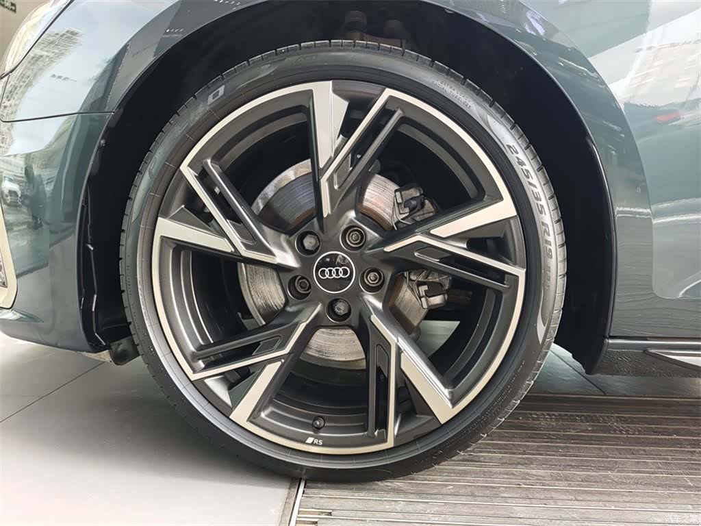 Audi A4L, 2023 17