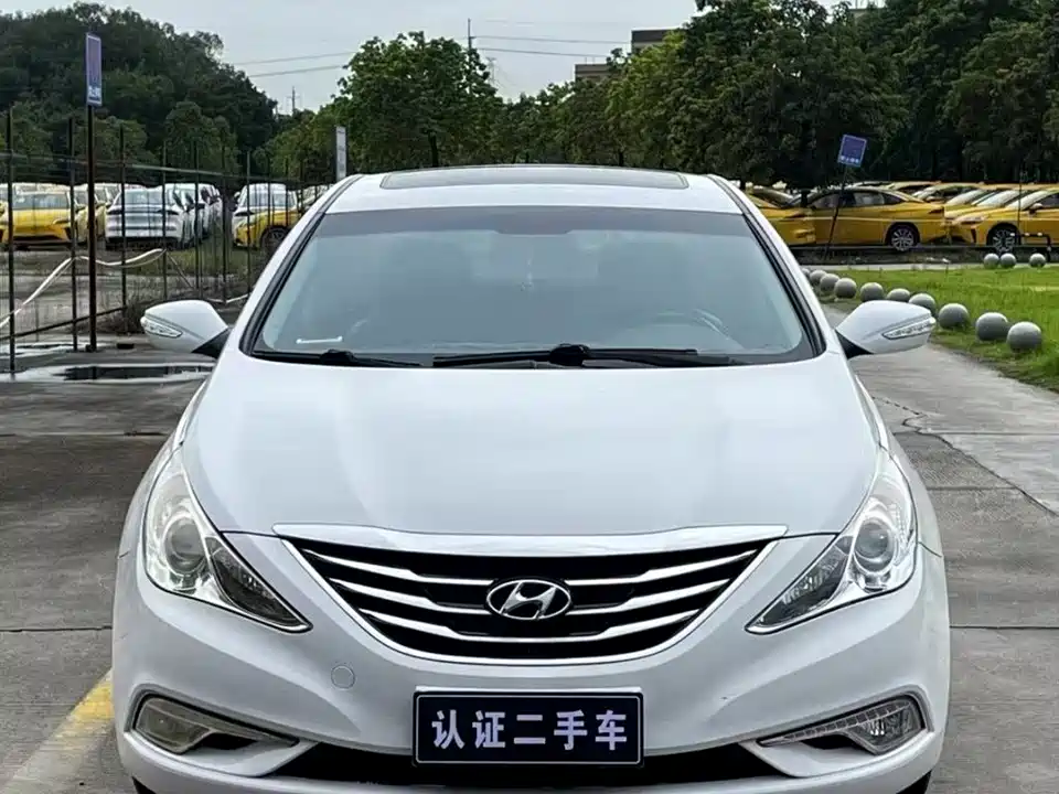 Hyundai Sonata