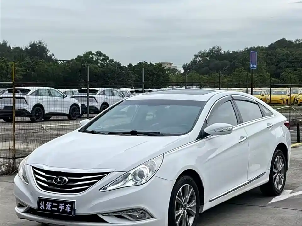 Hyundai Sonata