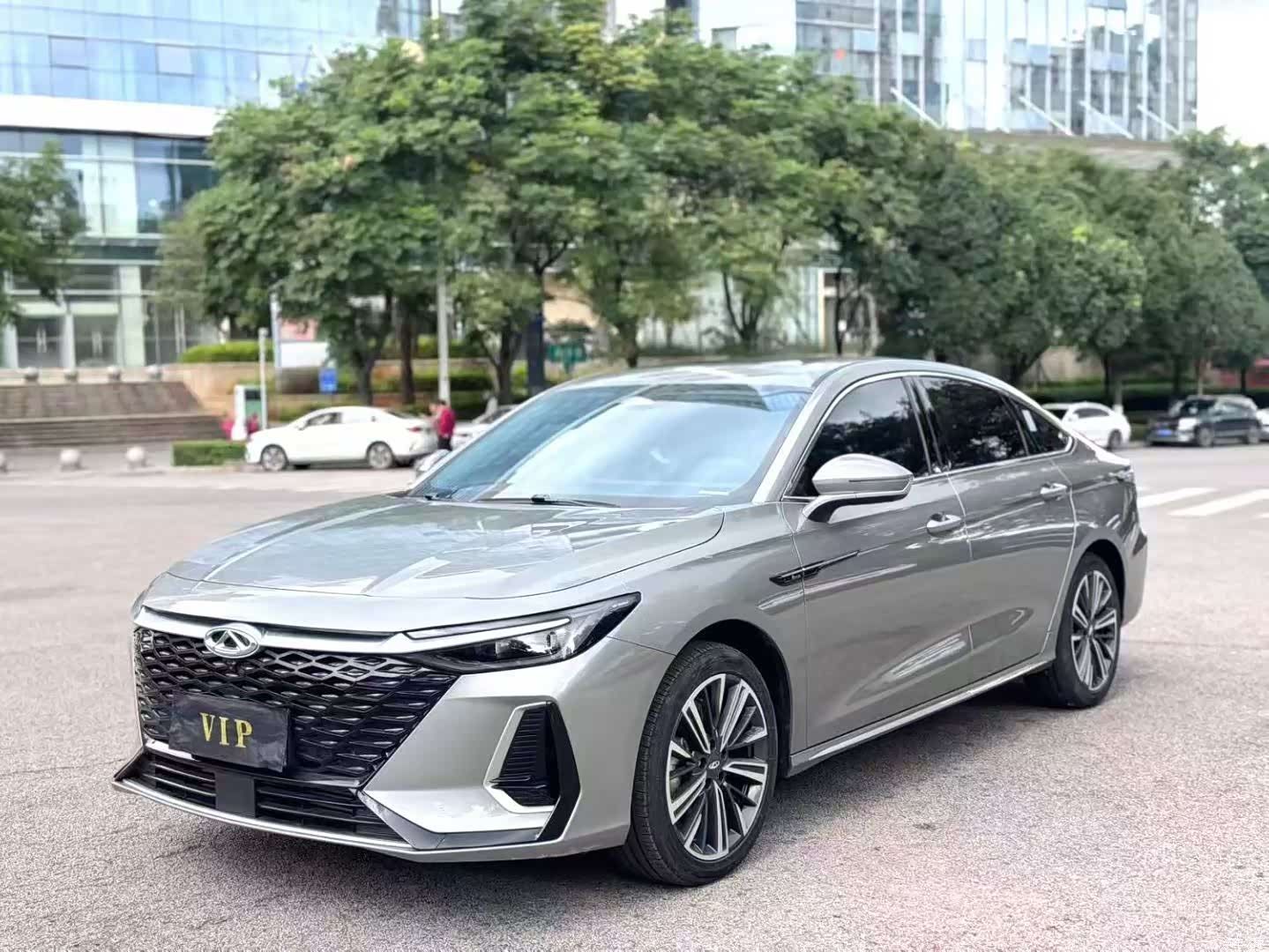 Chery Arrizo 8