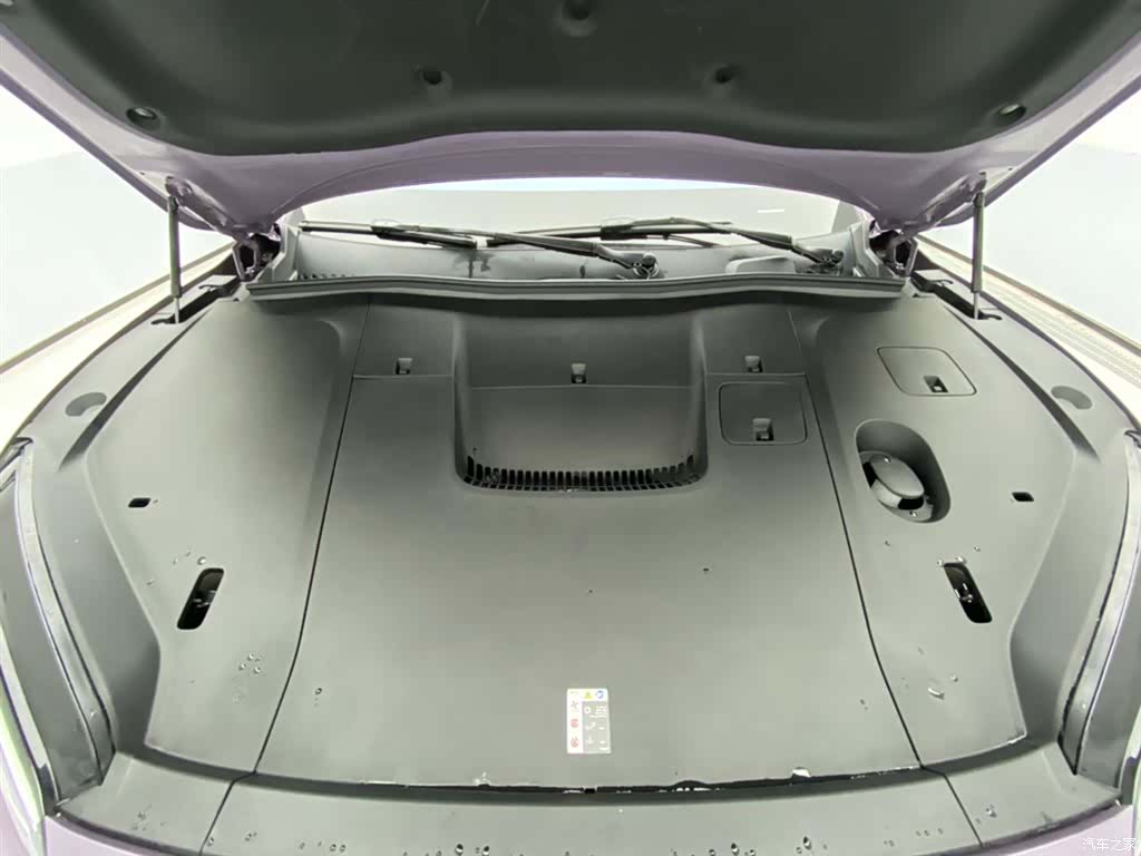 NIO EC6, 2025 12