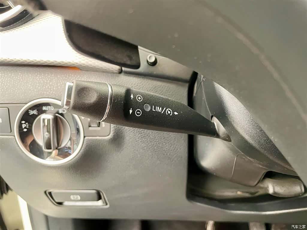 Mercedes-Benz B-Class, 2019 16