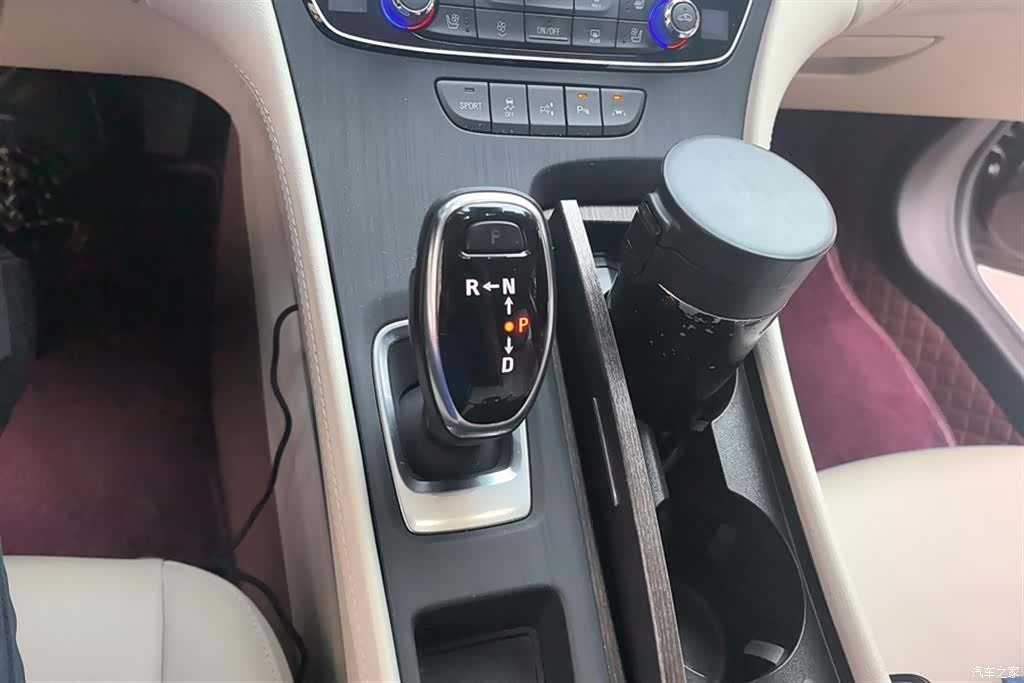 Buick LaCrosse, 2022 16