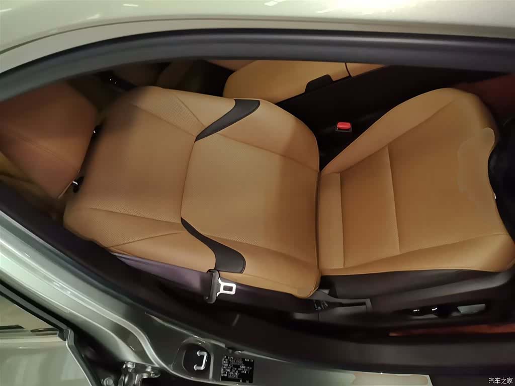 Lexus ES, 2020 17