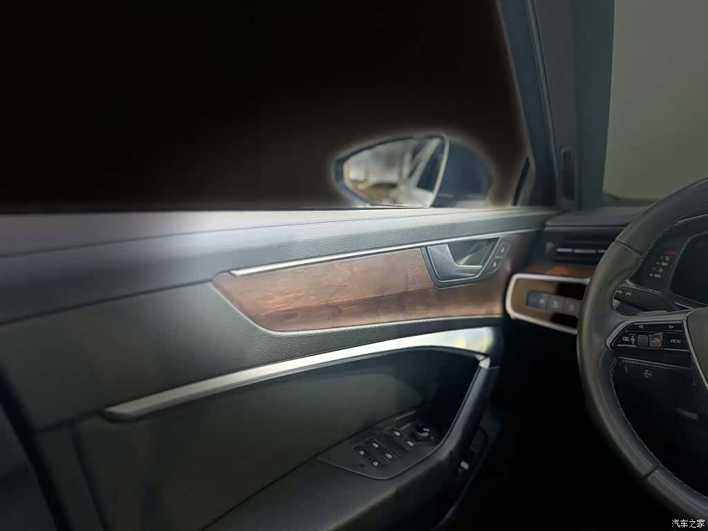 Audi A6L, 2021 11