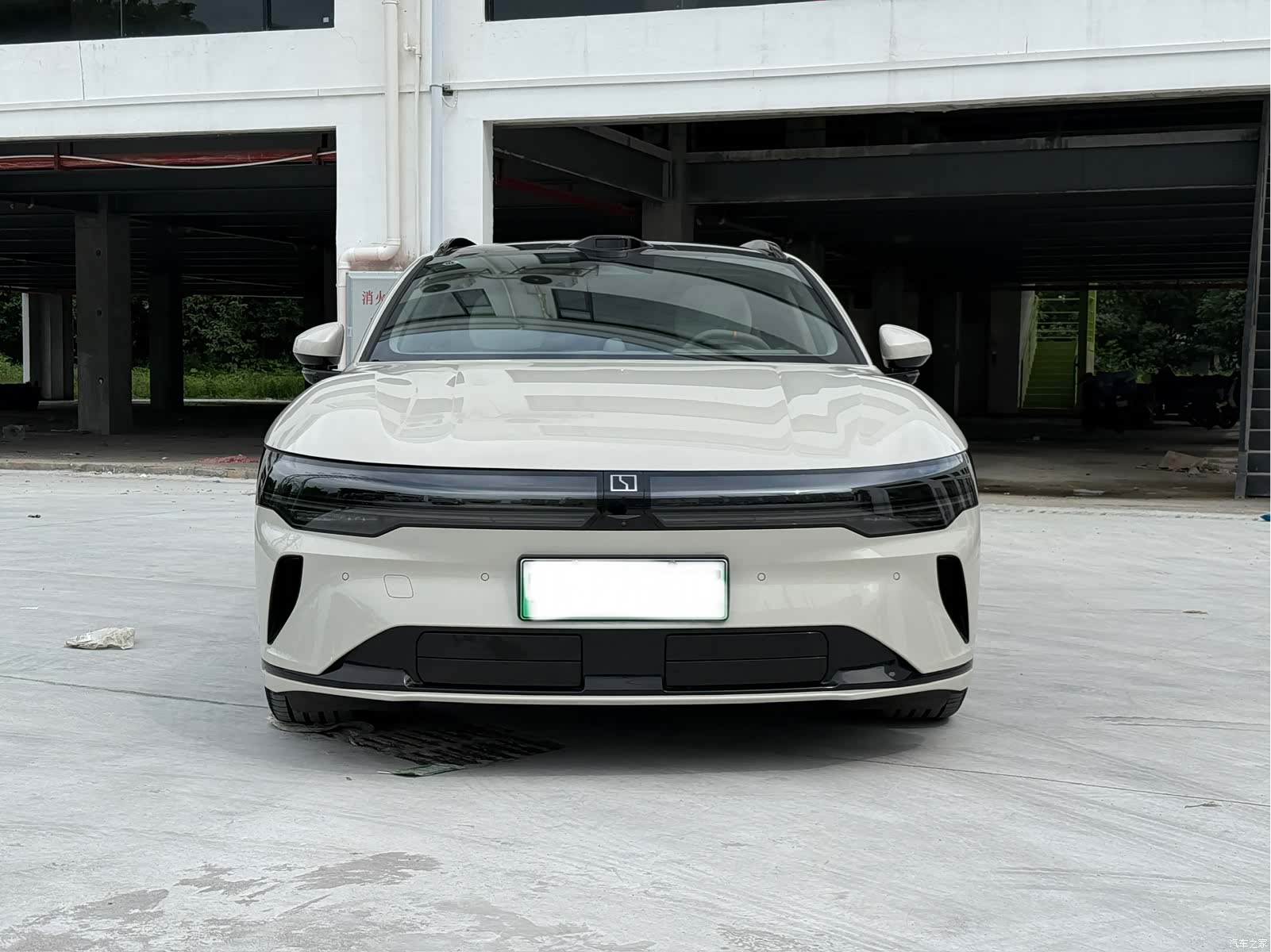 Zeekr 007, 2025 2