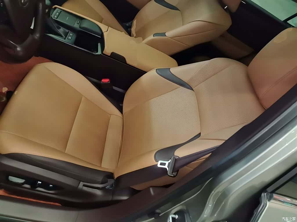 Lexus ES, 2020 8