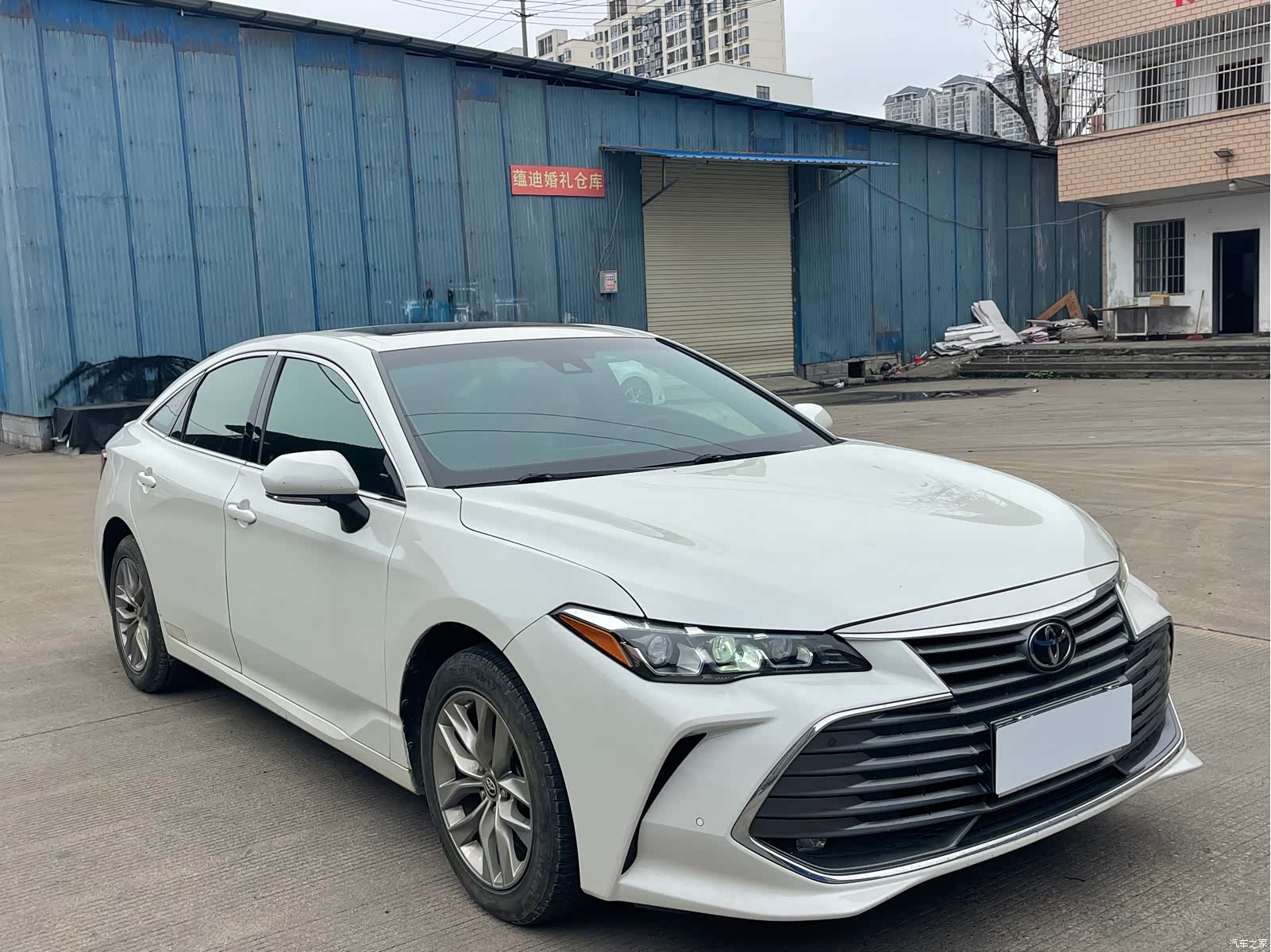 Toyota Avalon, 2020 3