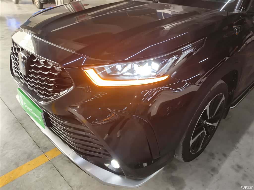 Toyota Crown, 2022 24