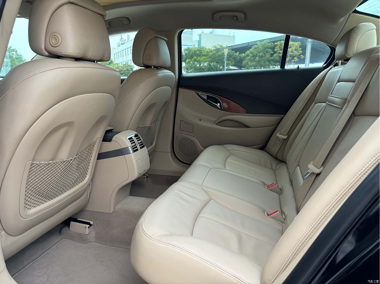 Buick LaCrosse, 2013 10