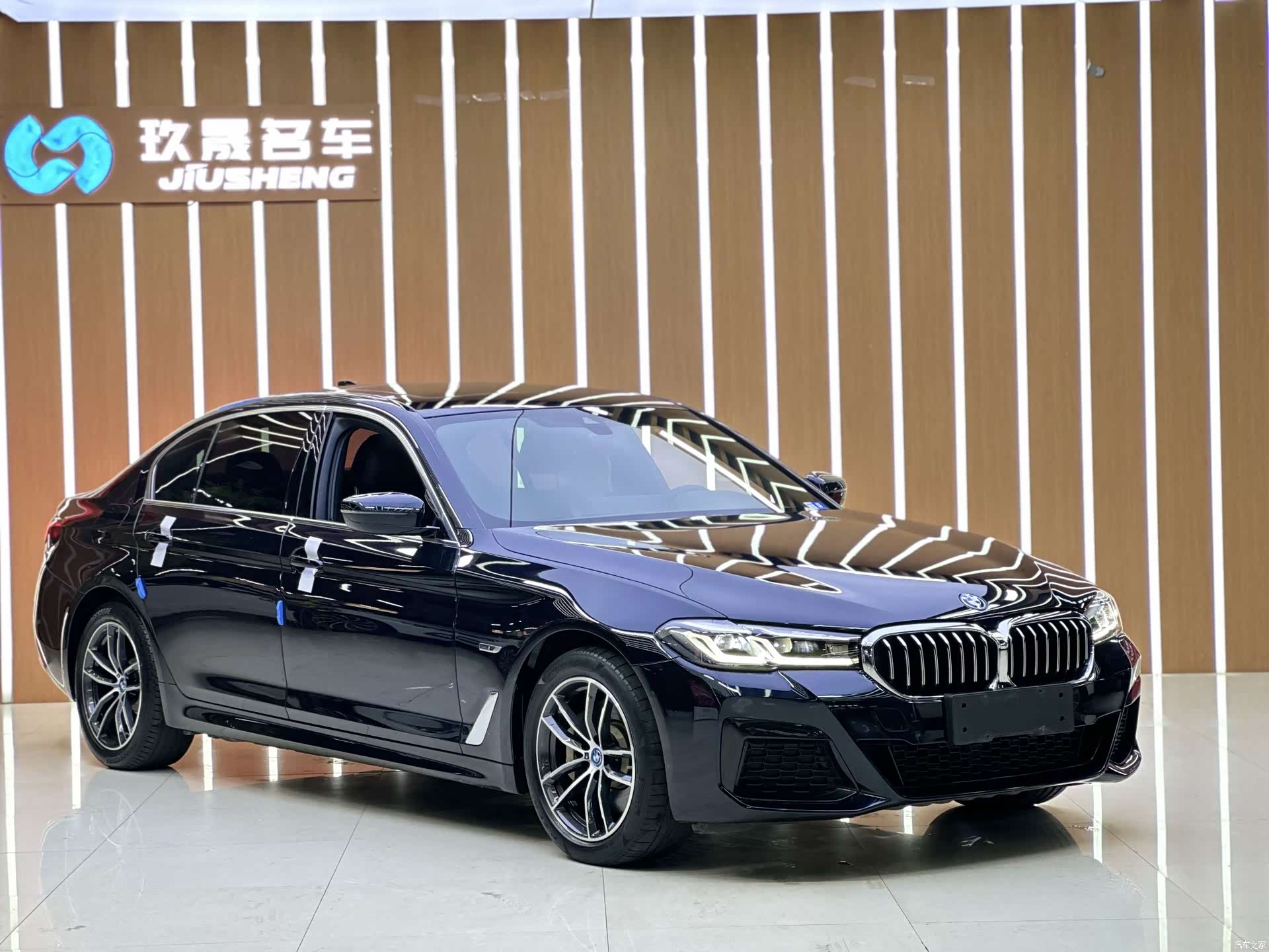 BMW 5 Series, 2022 4