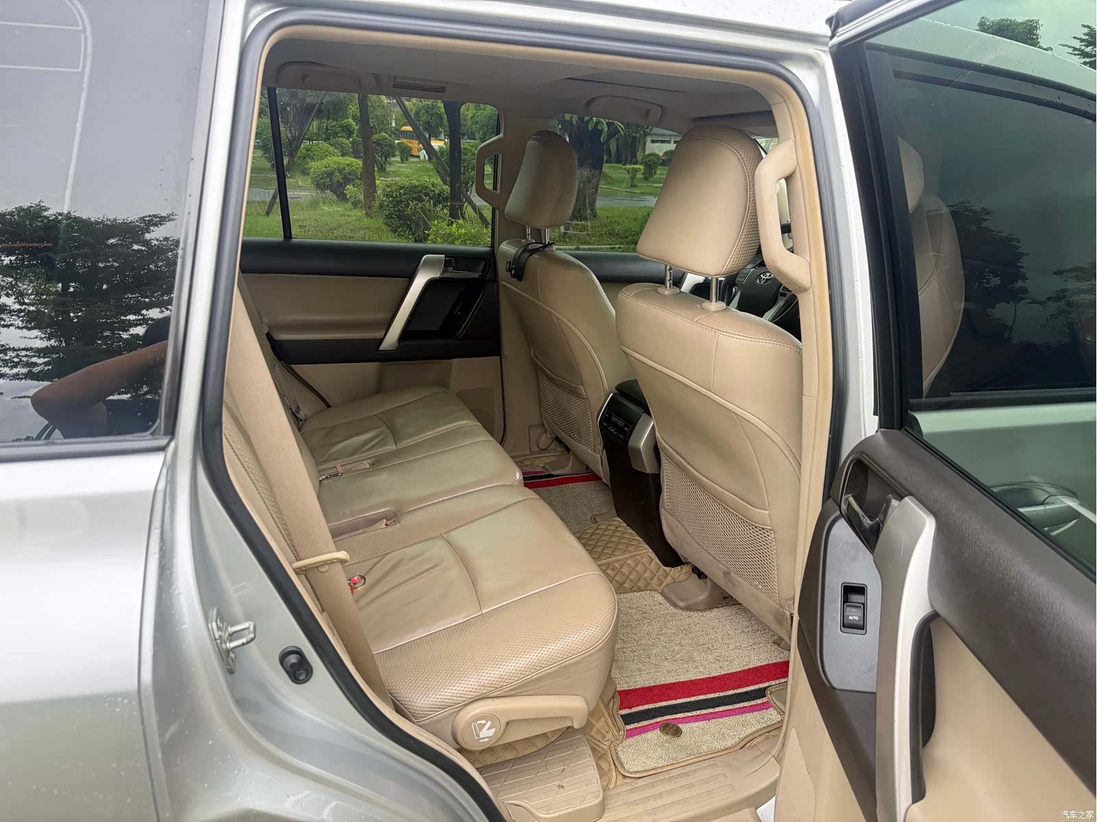 Toyota Prado, 2010 13