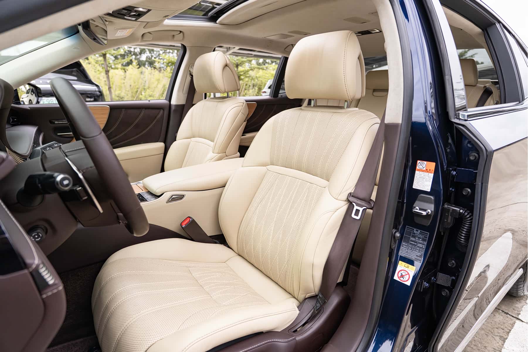 Lexus LS, 2018 11