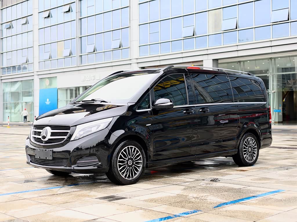 Mercedes-Benz V-Class