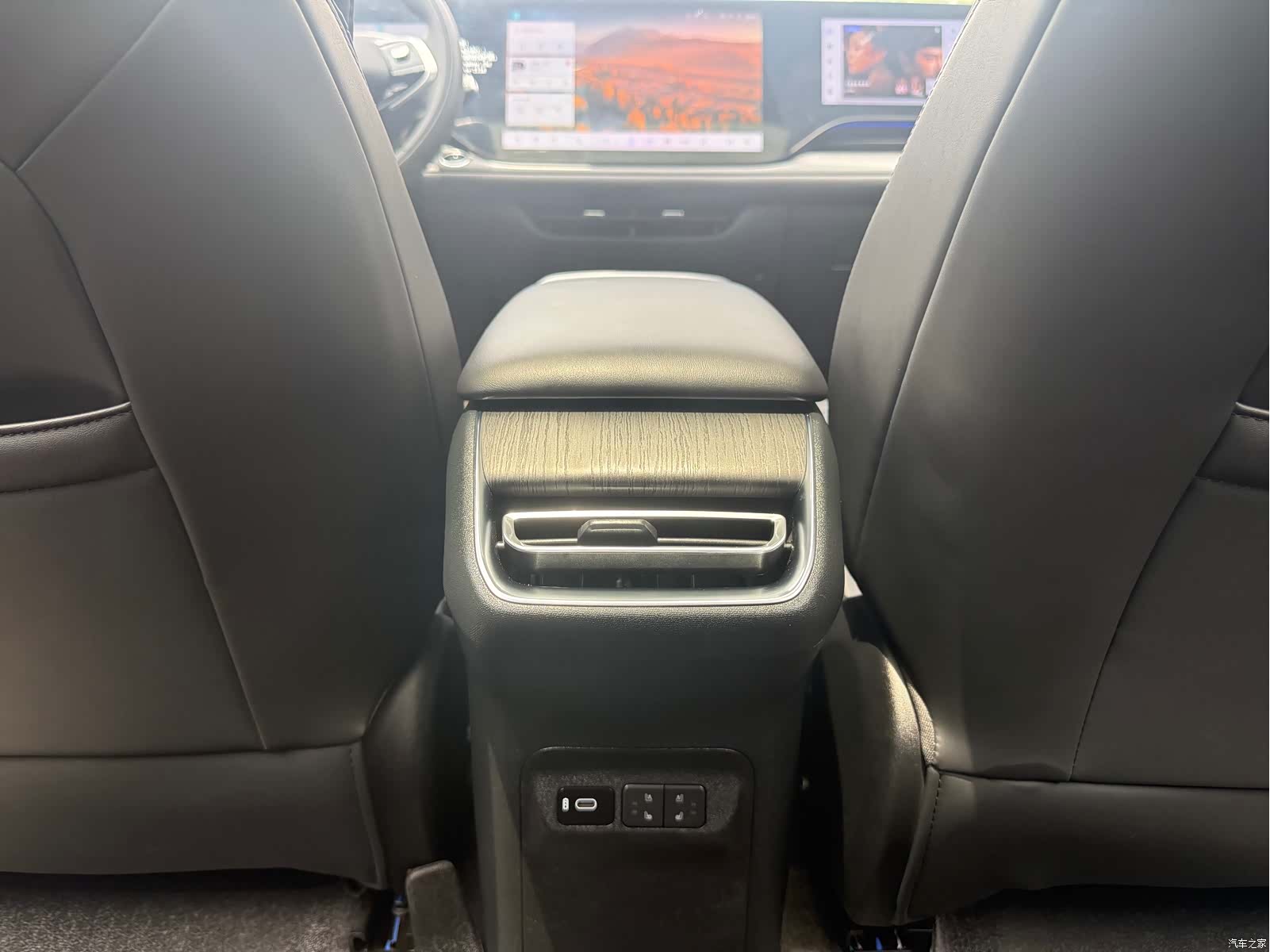 Changan CS75, 2025 14
