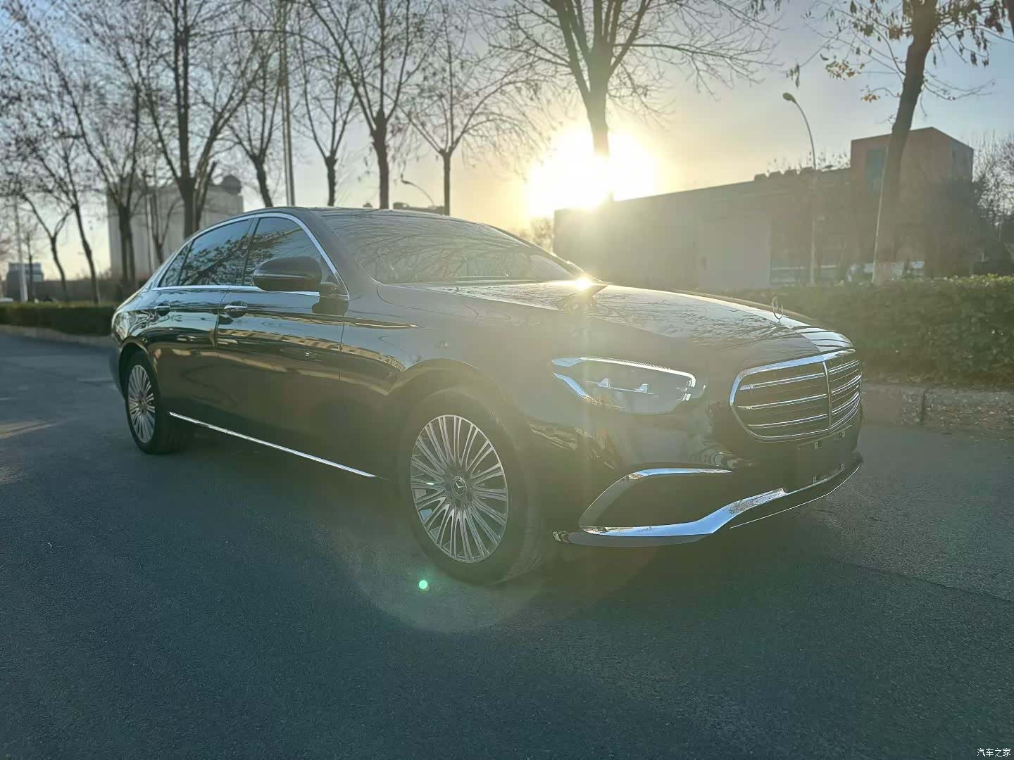 Mercedes-Benz E-Class, 2023 3