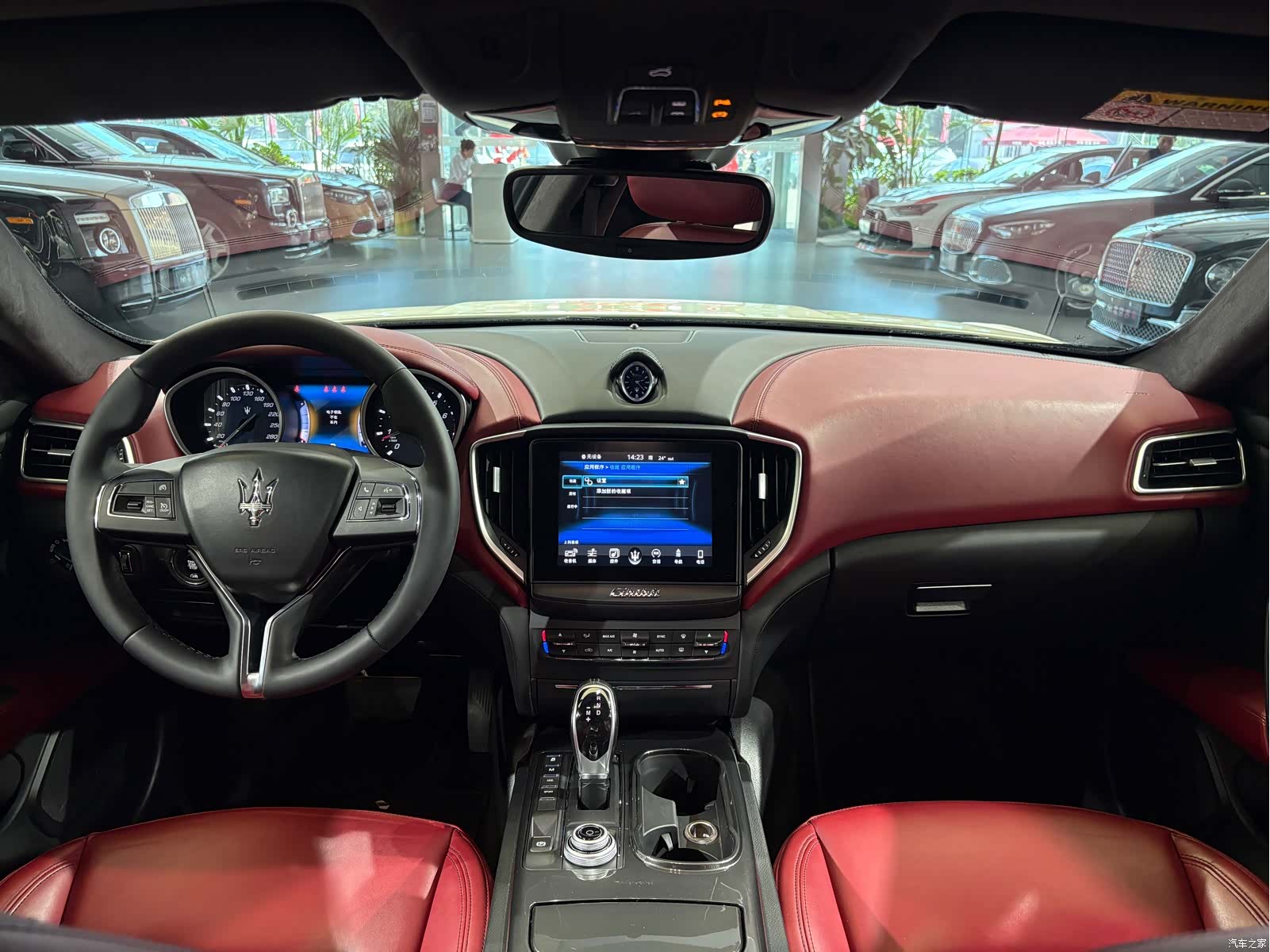 Maserati Ghibli, 2017 13