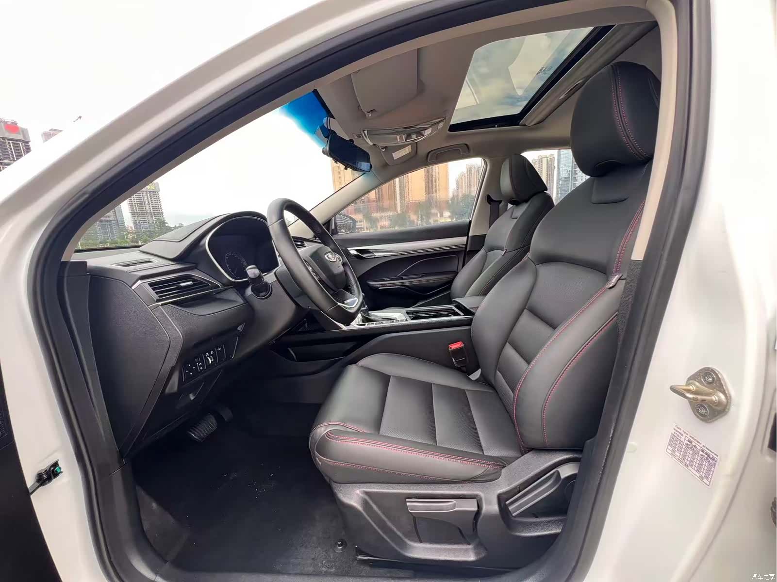Geely Binray, 2020 9
