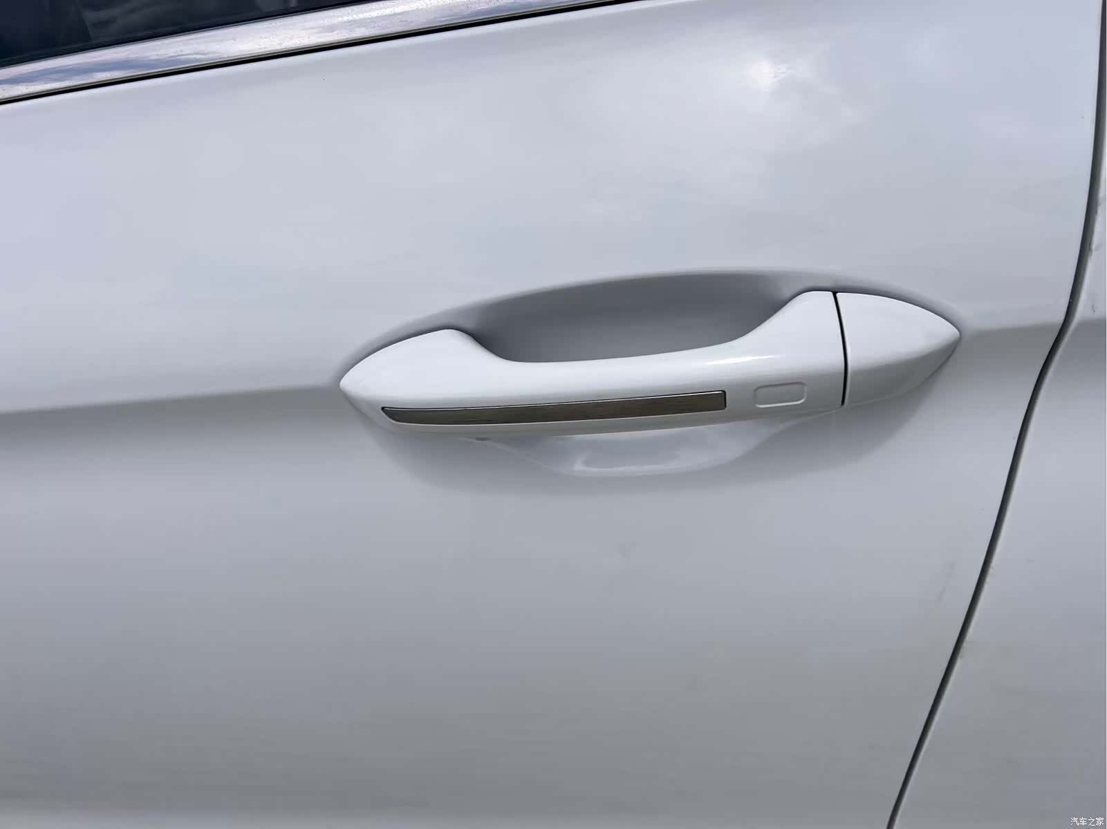Geely Binray, 2020 18