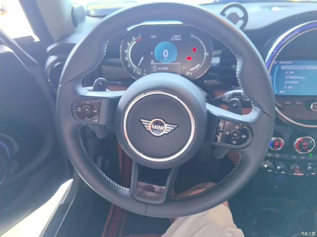 Mini Cooper, 2022 11