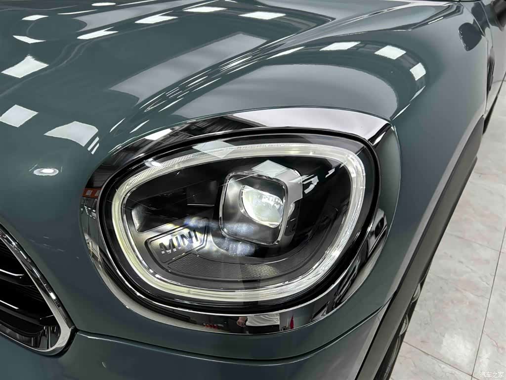 Mini Countryman, 2023 17