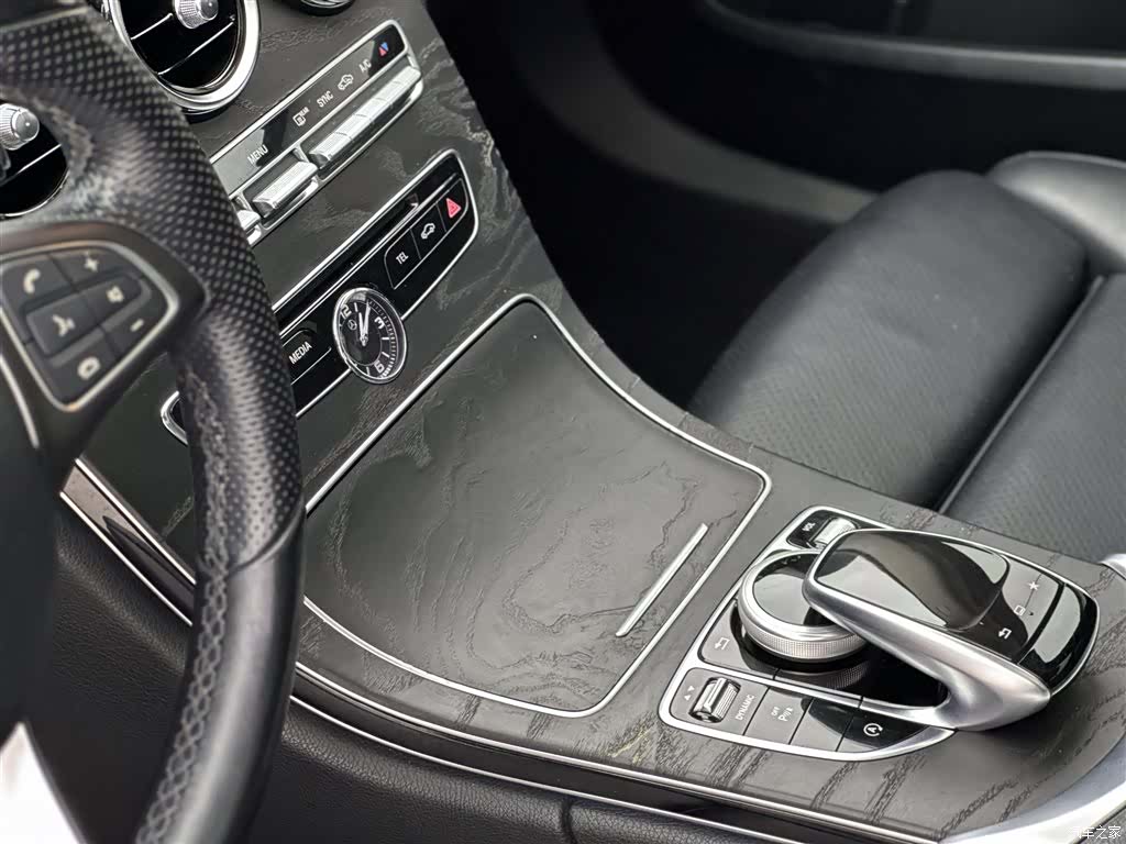 Mercedes-Benz C-Class, 2015 11