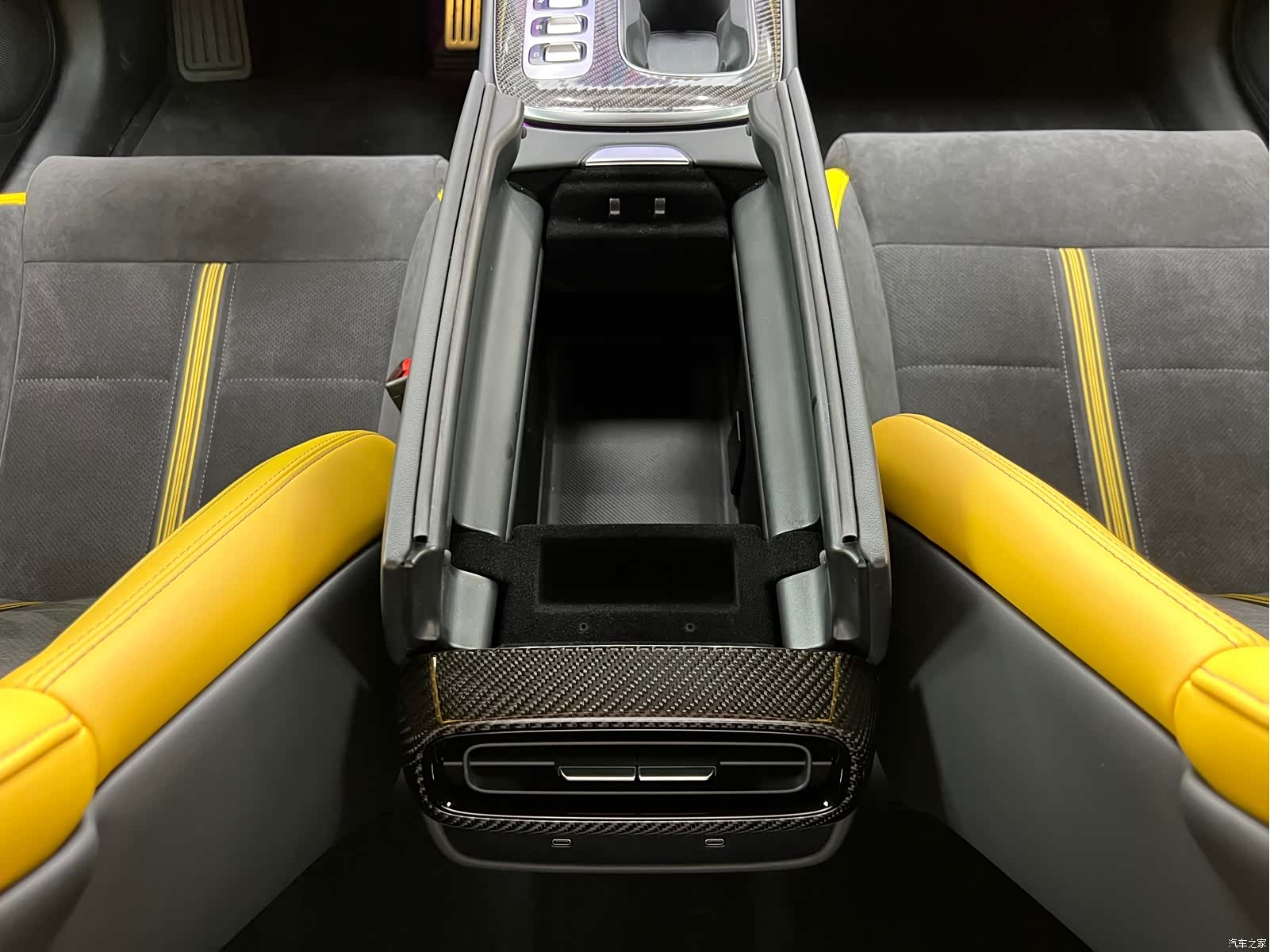 Xiaomi SU7, 2025 31