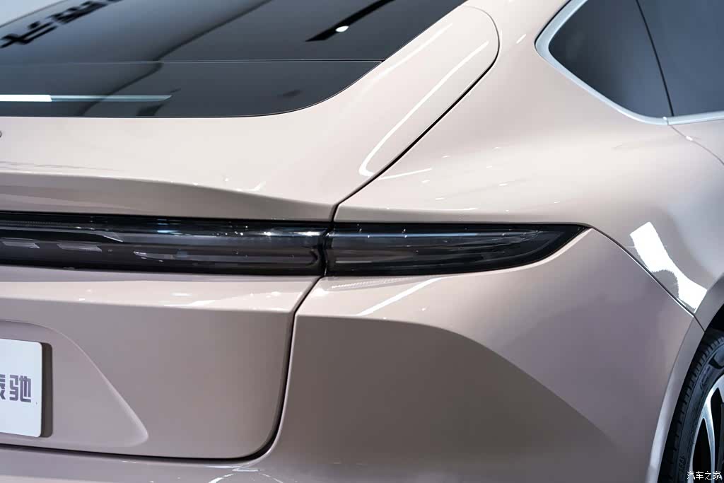 NIO ET5, 2023 10