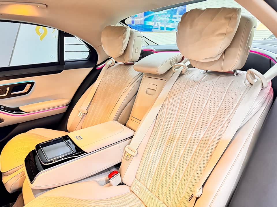 Mercedes-Benz S-class Mercedes-Benz S-class