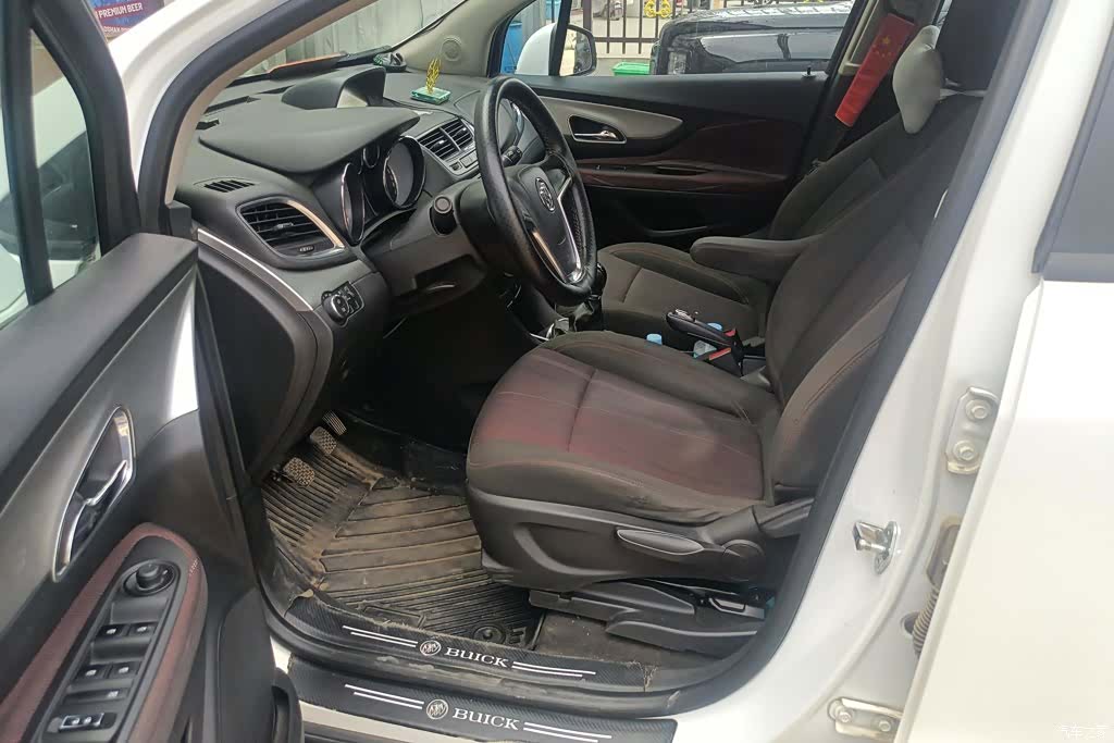Buick Encore, 2015 9