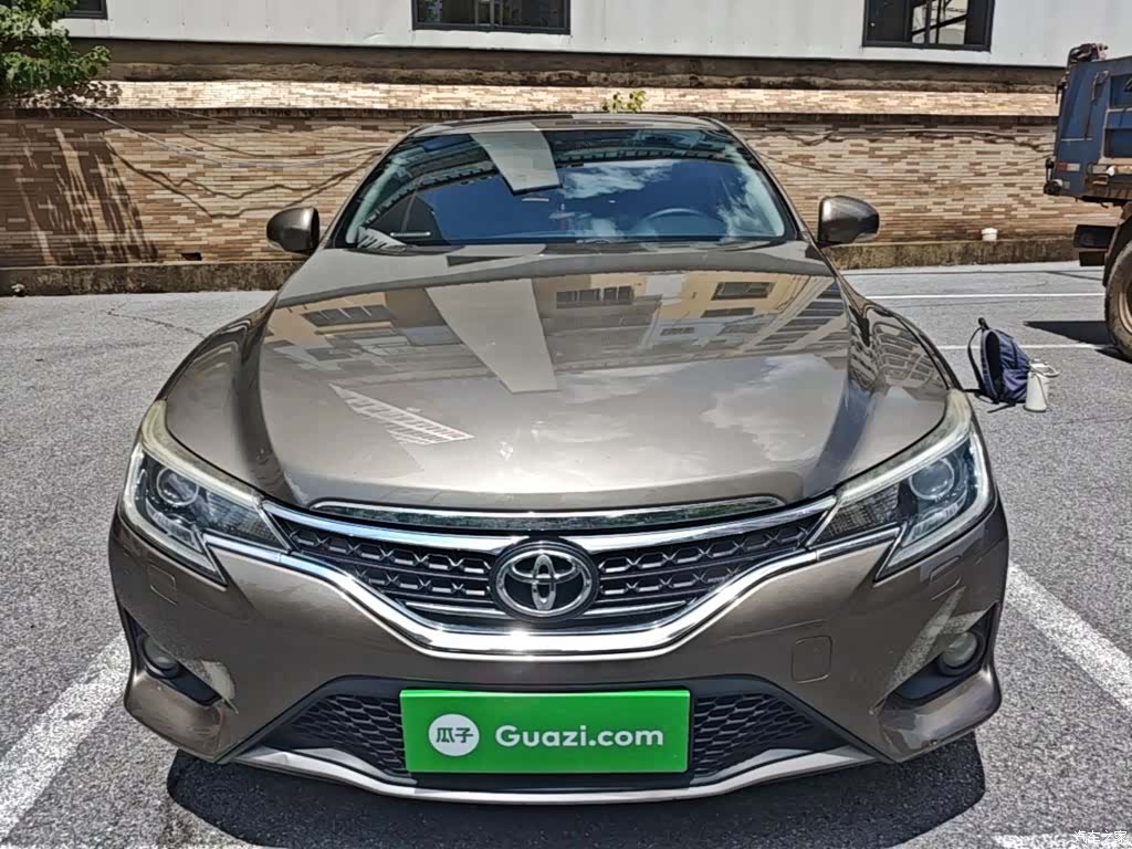 Toyota 2.5V, 2016 3