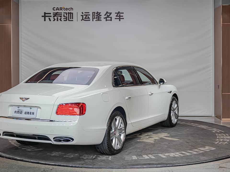 Bentley Flying